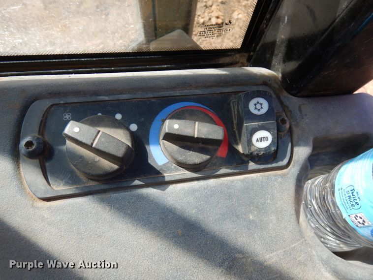 image for item IT9335 2015 Caterpillar D6K2  dozer