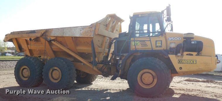 image for item IT9356 2006 John Deere 350D  haul truck