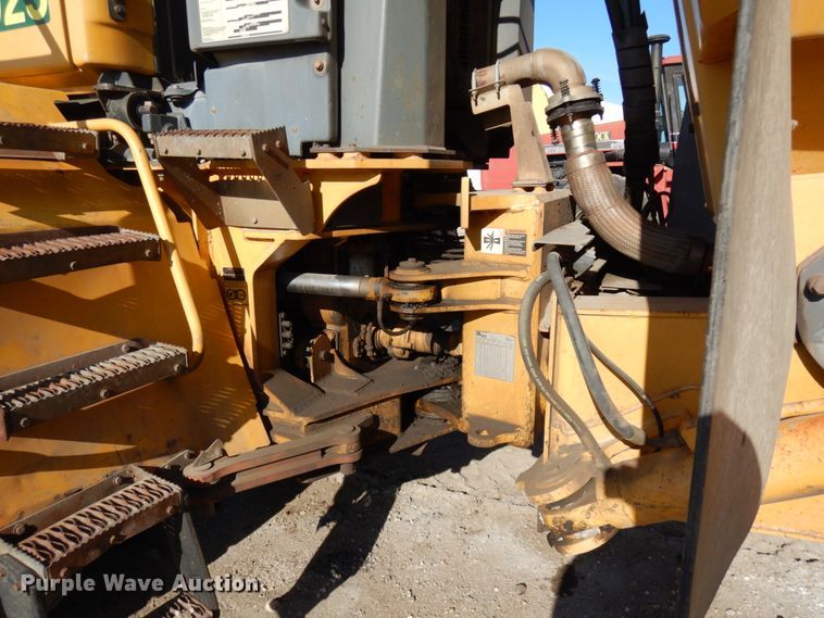 image for item IT9356 2006 John Deere 350D  haul truck