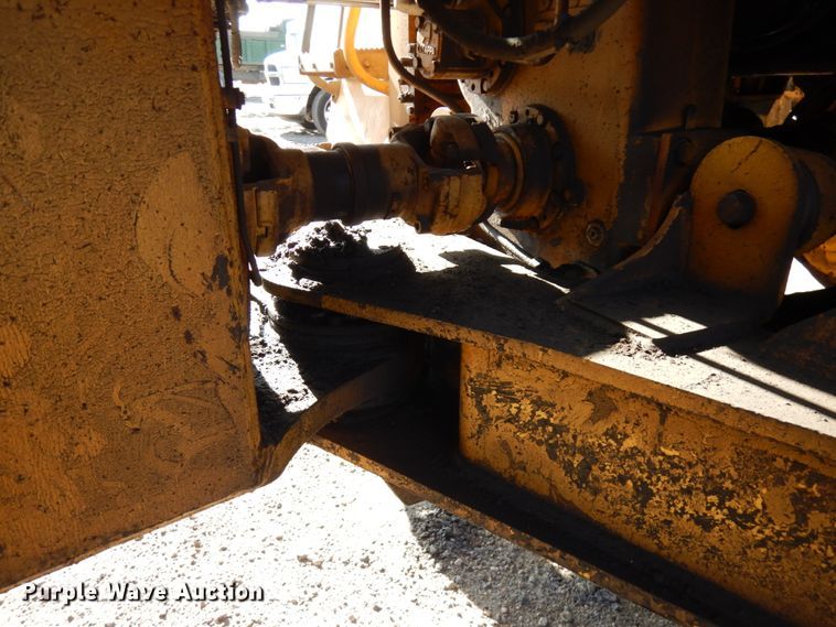 image for item IT9356 2006 John Deere 350D  haul truck