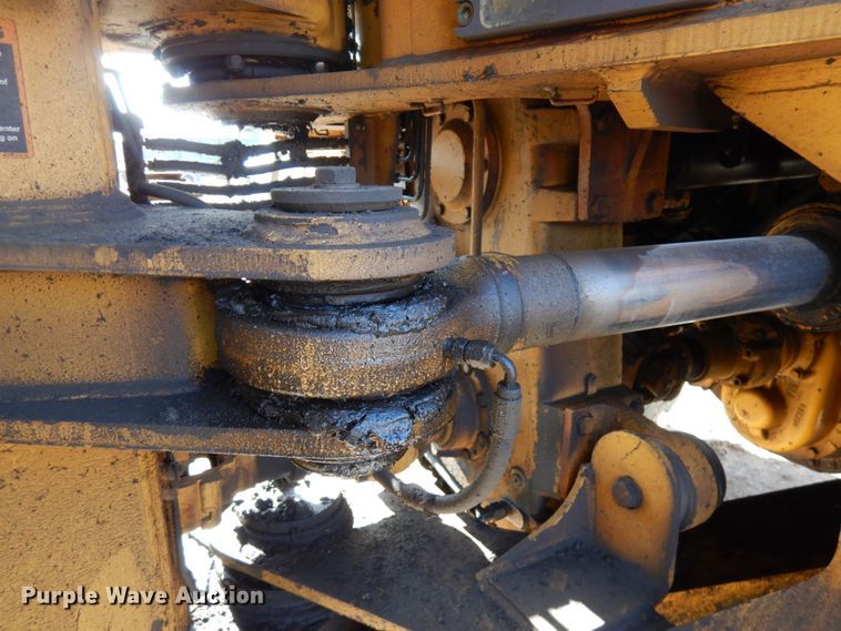 image for item IT9356 2006 John Deere 350D  haul truck