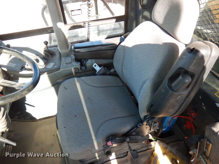 image for item IT9356 2006 John Deere 350D  haul truck