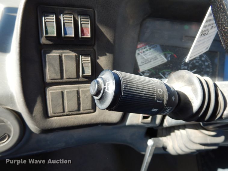 image for item IT9356 2006 John Deere 350D  haul truck