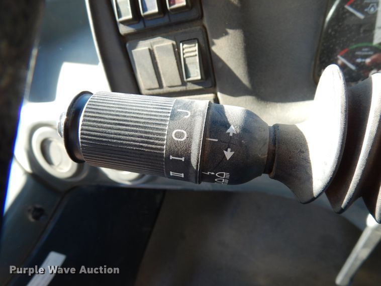 image for item IT9356 2006 John Deere 350D  haul truck