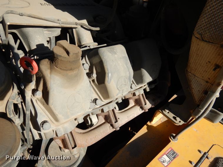 image for item IT9356 2006 John Deere 350D  haul truck