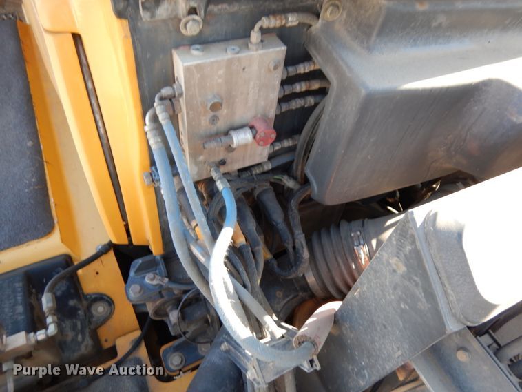 image for item IT9356 2006 John Deere 350D  haul truck