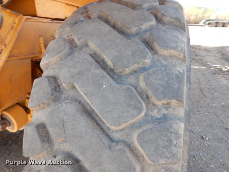 image for item IT9356 2006 John Deere 350D  haul truck