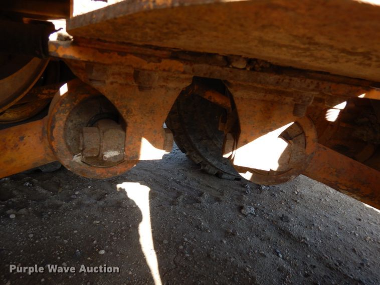 image for item IT9356 2006 John Deere 350D  haul truck