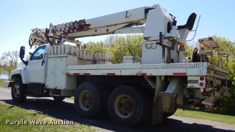 image for item IT9361 2005 Chevrolet C8500  digger derrick truck