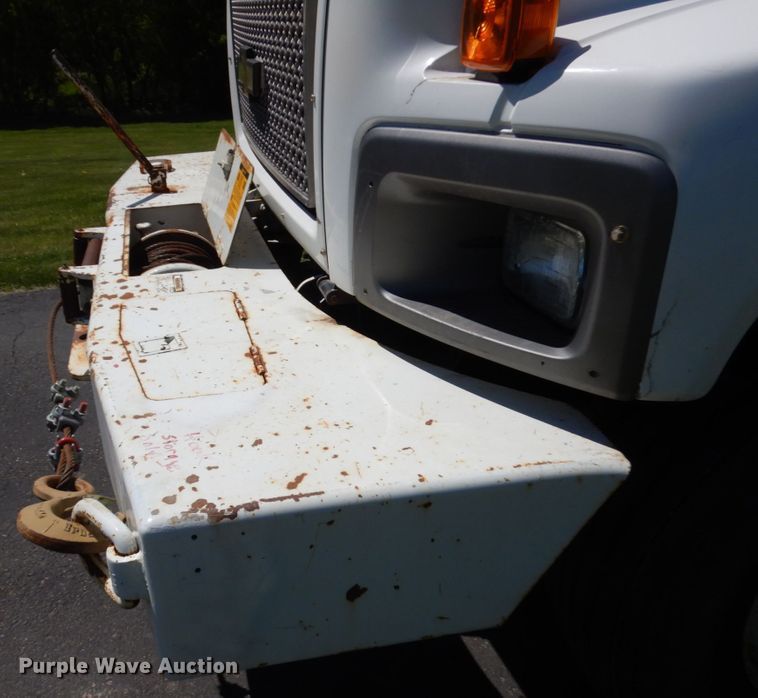 image for item IT9361 2005 Chevrolet C8500  digger derrick truck