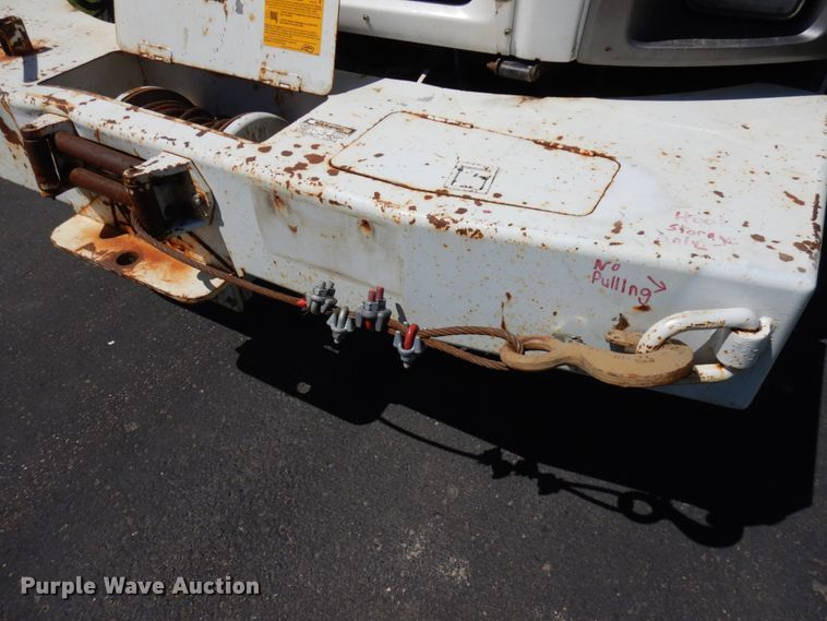 image for item IT9361 2005 Chevrolet C8500  digger derrick truck