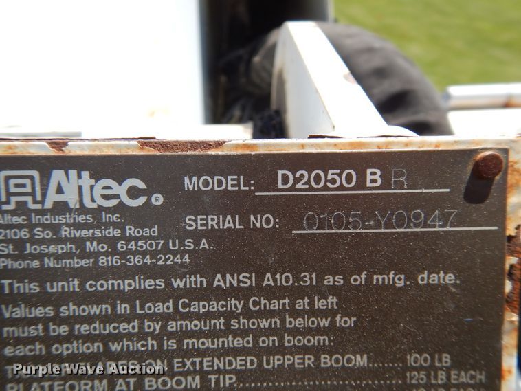 image for item IT9361 2005 Chevrolet C8500  digger derrick truck