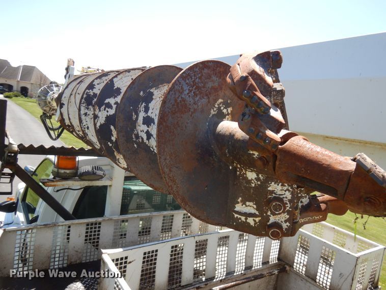 image for item IT9361 2005 Chevrolet C8500  digger derrick truck