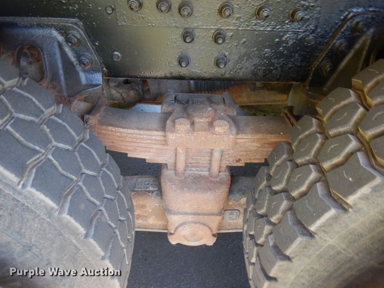image for item IT9361 2005 Chevrolet C8500  digger derrick truck