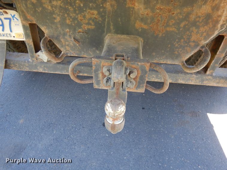 image for item IT9362 1995 Ford F800  dump truck