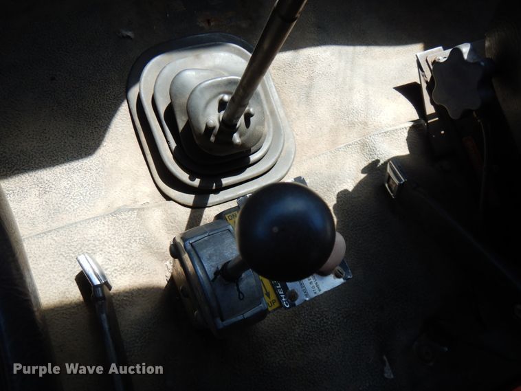 image for item IT9362 1995 Ford F800  dump truck