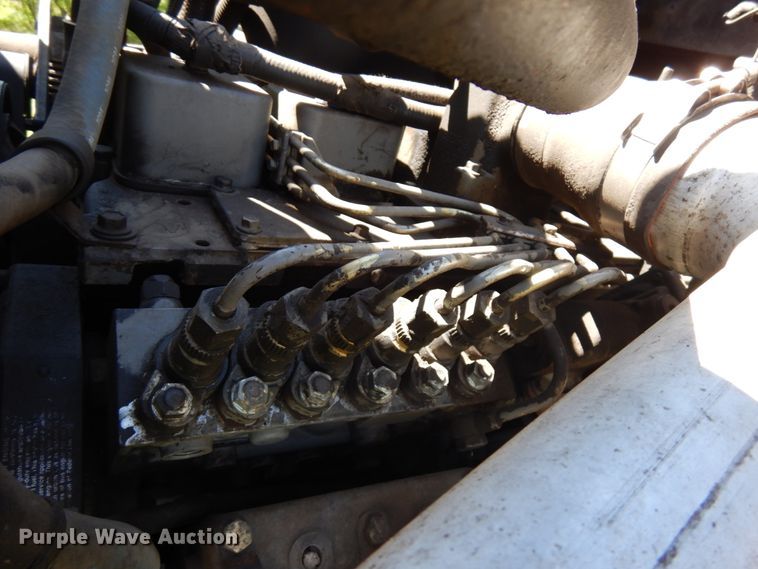 image for item IT9362 1995 Ford F800  dump truck