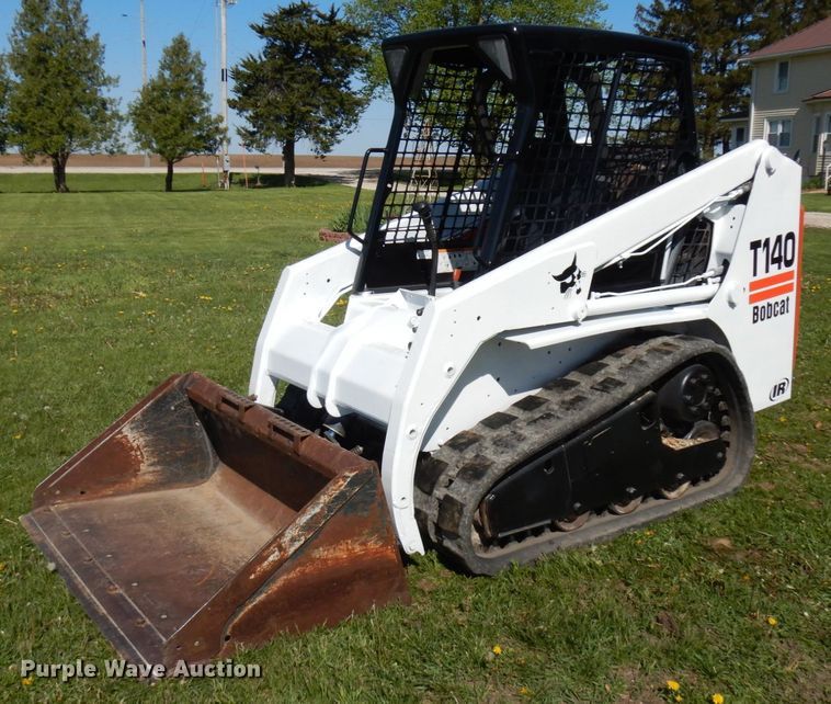 image for item IT9375 2008 Bobcat T140  tracked skid steer loader