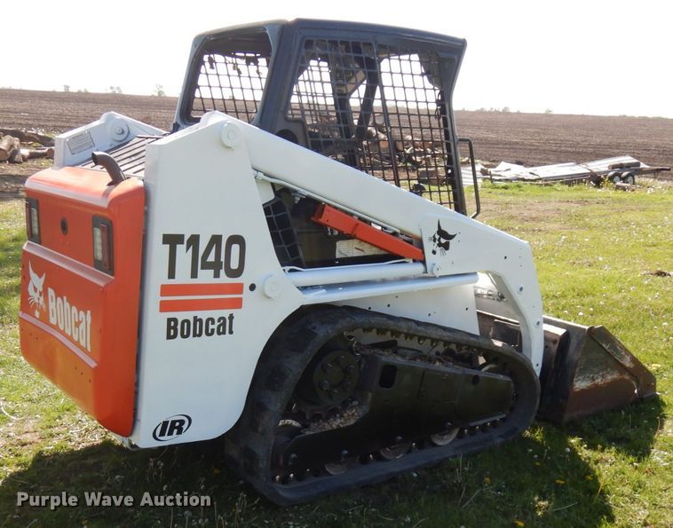 image for item IT9375 2008 Bobcat T140  tracked skid steer loader