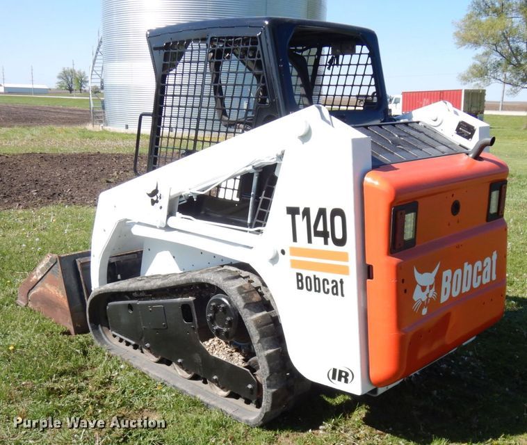 image for item IT9375 2008 Bobcat T140  tracked skid steer loader