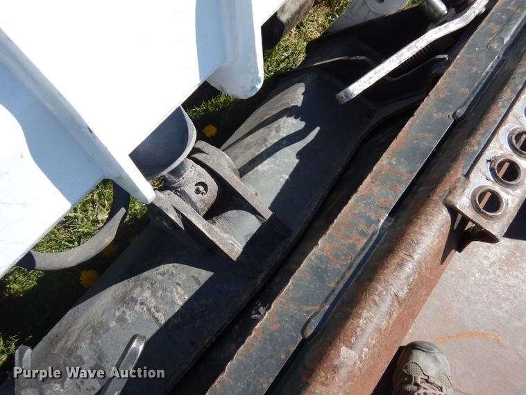 image for item IT9375 2008 Bobcat T140  tracked skid steer loader