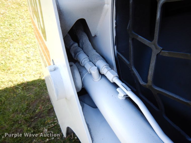 image for item IT9375 2008 Bobcat T140  tracked skid steer loader