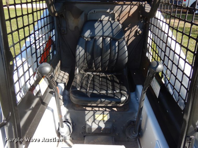 image for item IT9375 2008 Bobcat T140  tracked skid steer loader