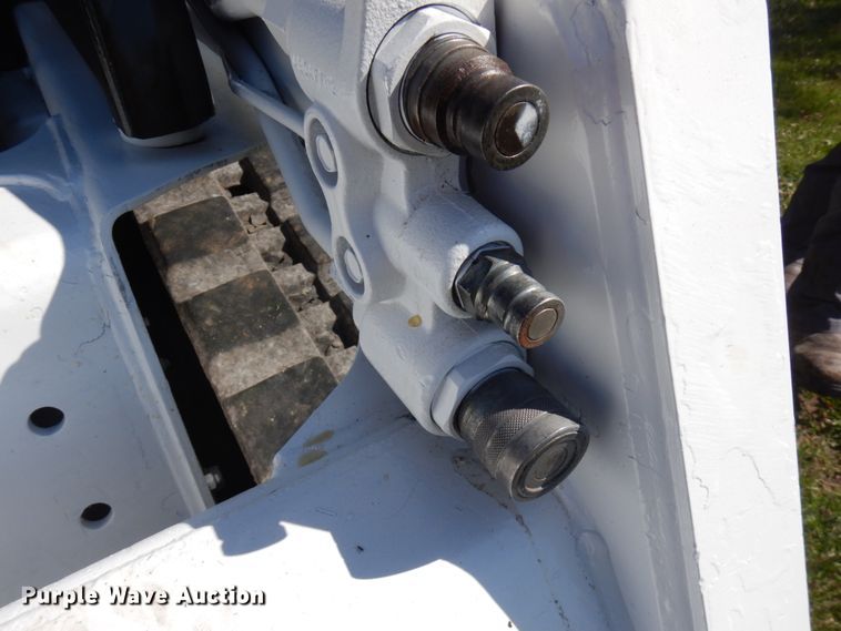 image for item IT9375 2008 Bobcat T140  tracked skid steer loader