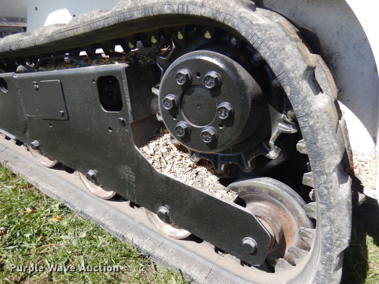image for item IT9375 2008 Bobcat T140  tracked skid steer loader
