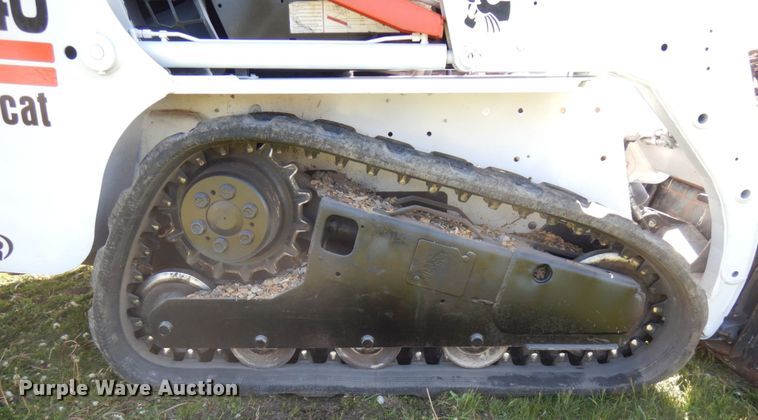 image for item IT9375 2008 Bobcat T140  tracked skid steer loader