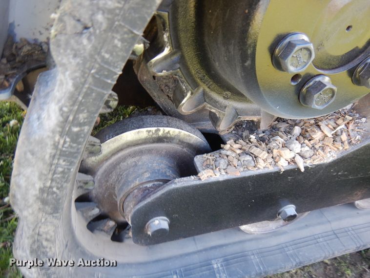 image for item IT9375 2008 Bobcat T140  tracked skid steer loader