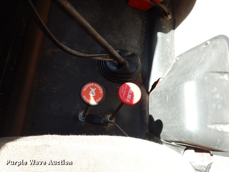 image for item IT9376 1990 International 8100  dump truck