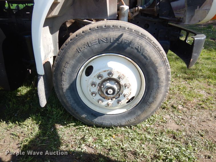 image for item IT9376 1990 International 8100  dump truck