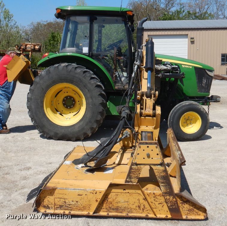 image for item DA5294 2011 John Deere 5085M  tractor