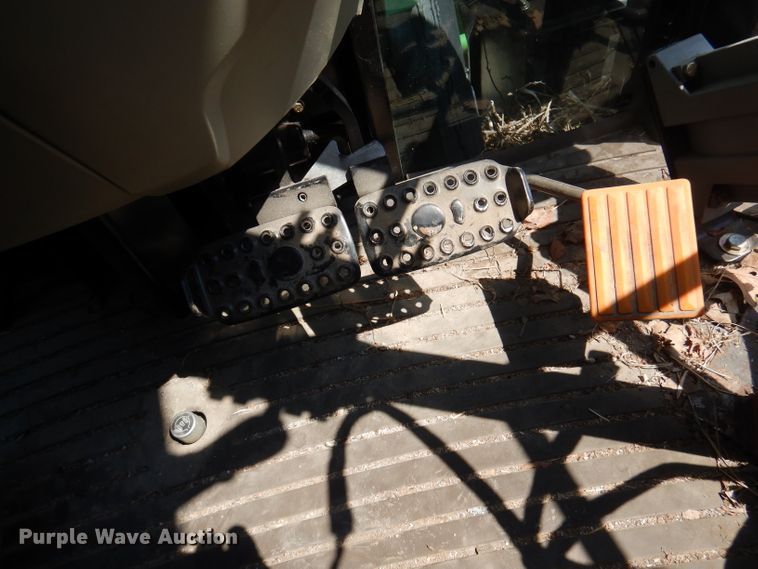 image for item DA5294 2011 John Deere 5085M  tractor