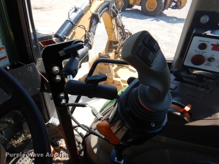 image for item DA5294 2011 John Deere 5085M  tractor