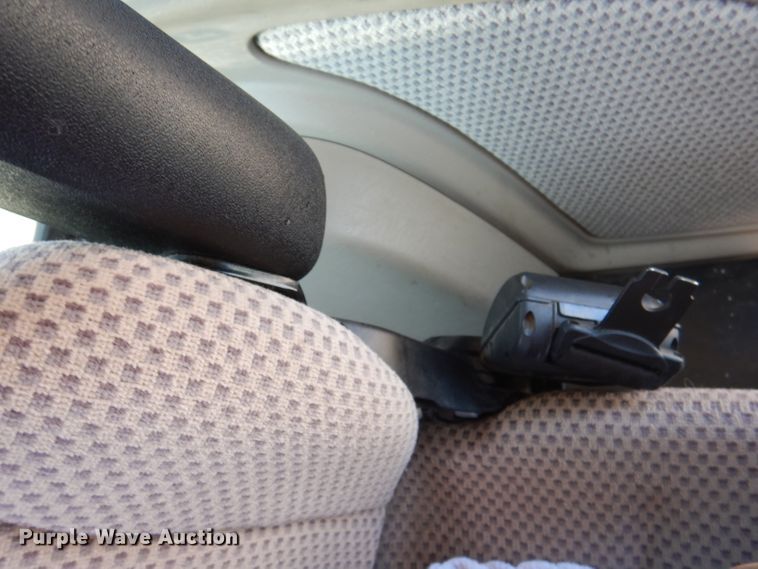 image for item DA5294 2011 John Deere 5085M  tractor