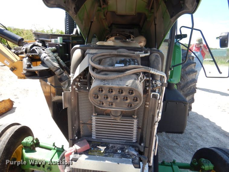 image for item DA5294 2011 John Deere 5085M  tractor