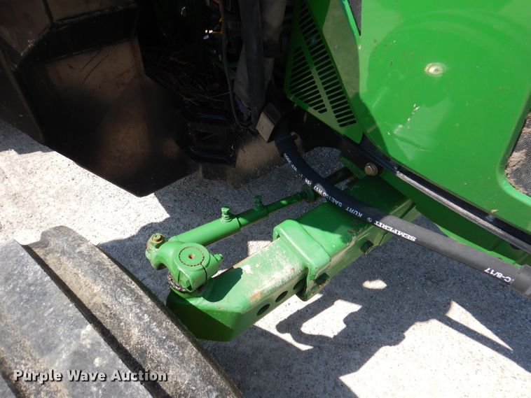 image for item DA5294 2011 John Deere 5085M  tractor