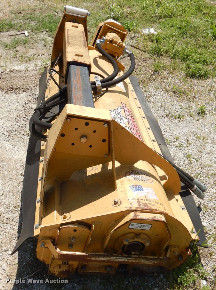 image for item DA5294 2011 John Deere 5085M  tractor