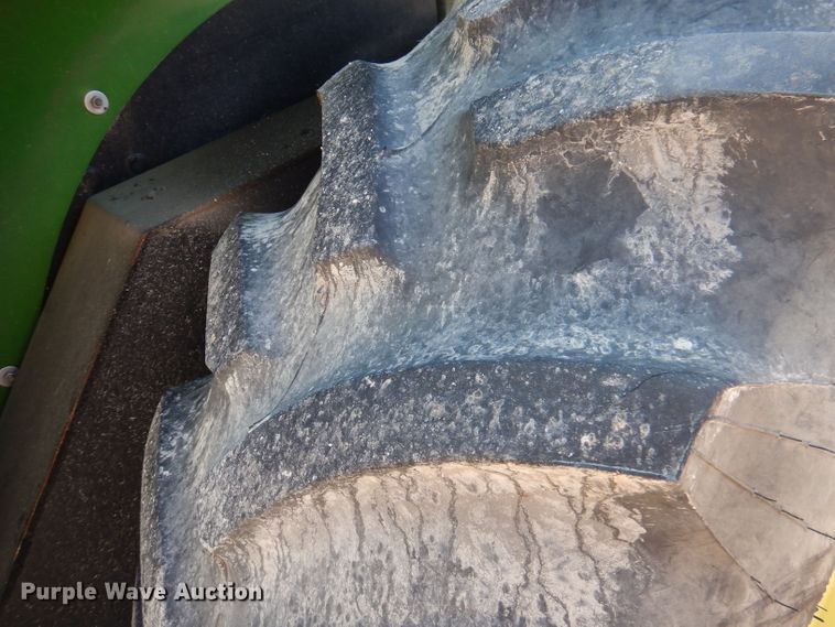 image for item DA5294 2011 John Deere 5085M  tractor