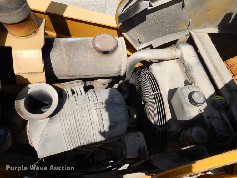 image for item DA5295 2004 John Deere 410G  backhoe