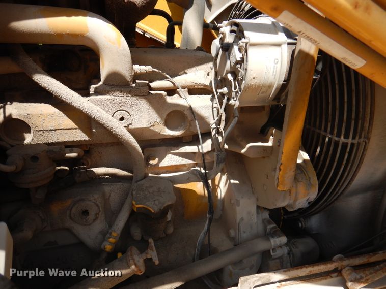 image for item DA5295 2004 John Deere 410G  backhoe