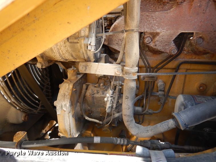 image for item DA5295 2004 John Deere 410G  backhoe