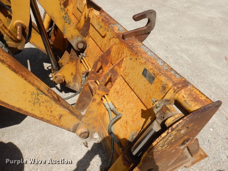 image for item DA5295 2004 John Deere 410G  backhoe