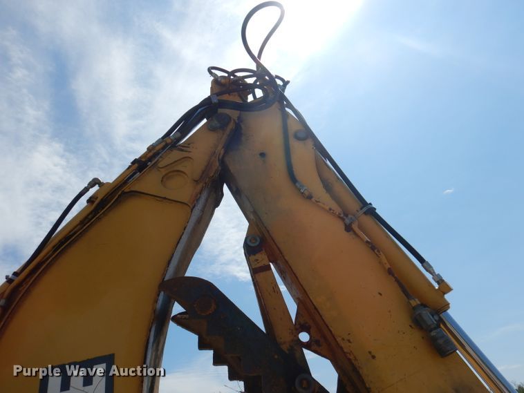 image for item DA5295 2004 John Deere 410G  backhoe