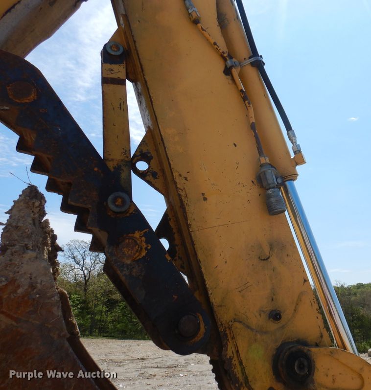 image for item DA5295 2004 John Deere 410G  backhoe