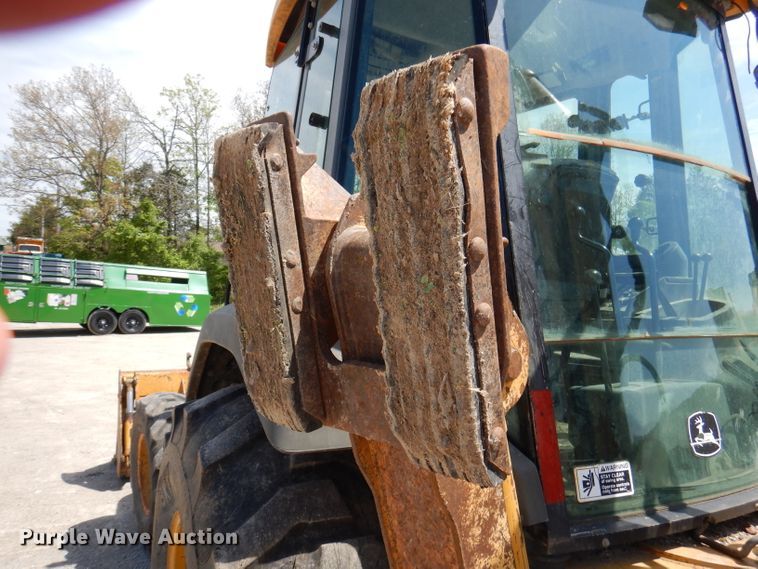 image for item DA5295 2004 John Deere 410G  backhoe