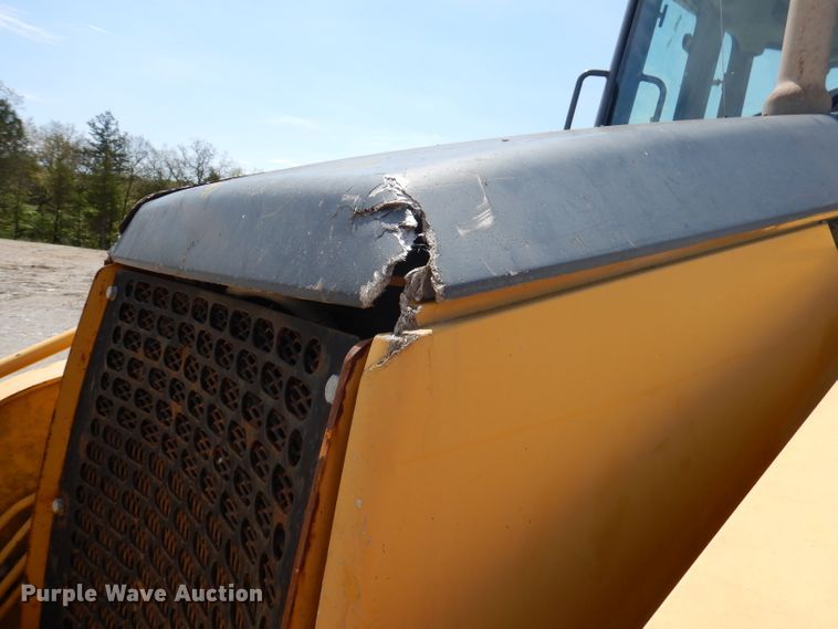 image for item DA5295 2004 John Deere 410G  backhoe