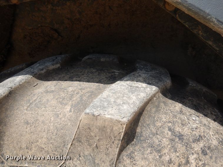 image for item DA5295 2004 John Deere 410G  backhoe